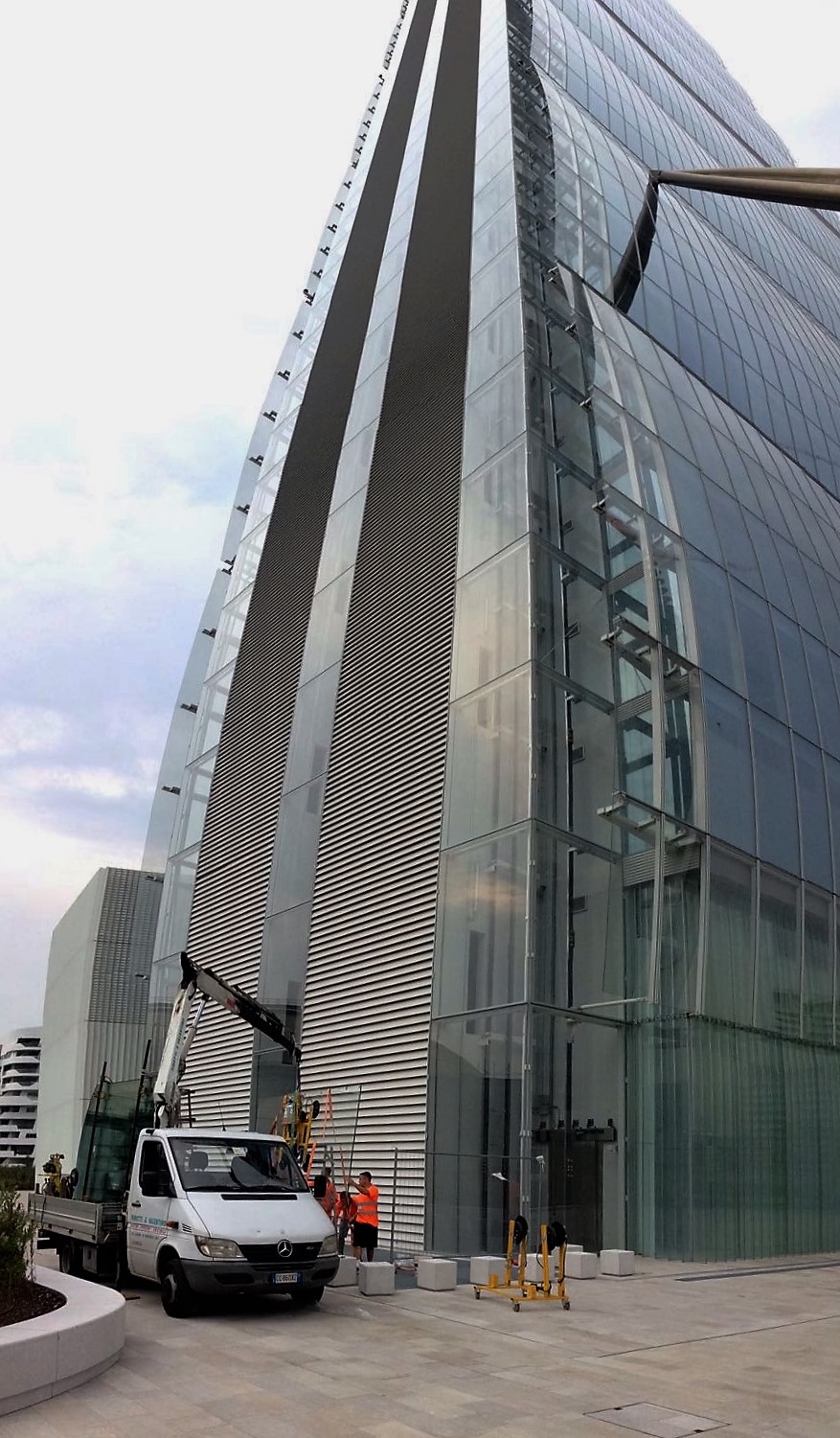 installazione Vetrine Negozi Montecarlo