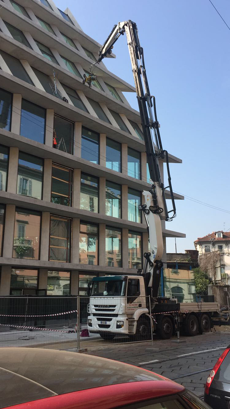installazione Vetrine Negozi Montecarlo