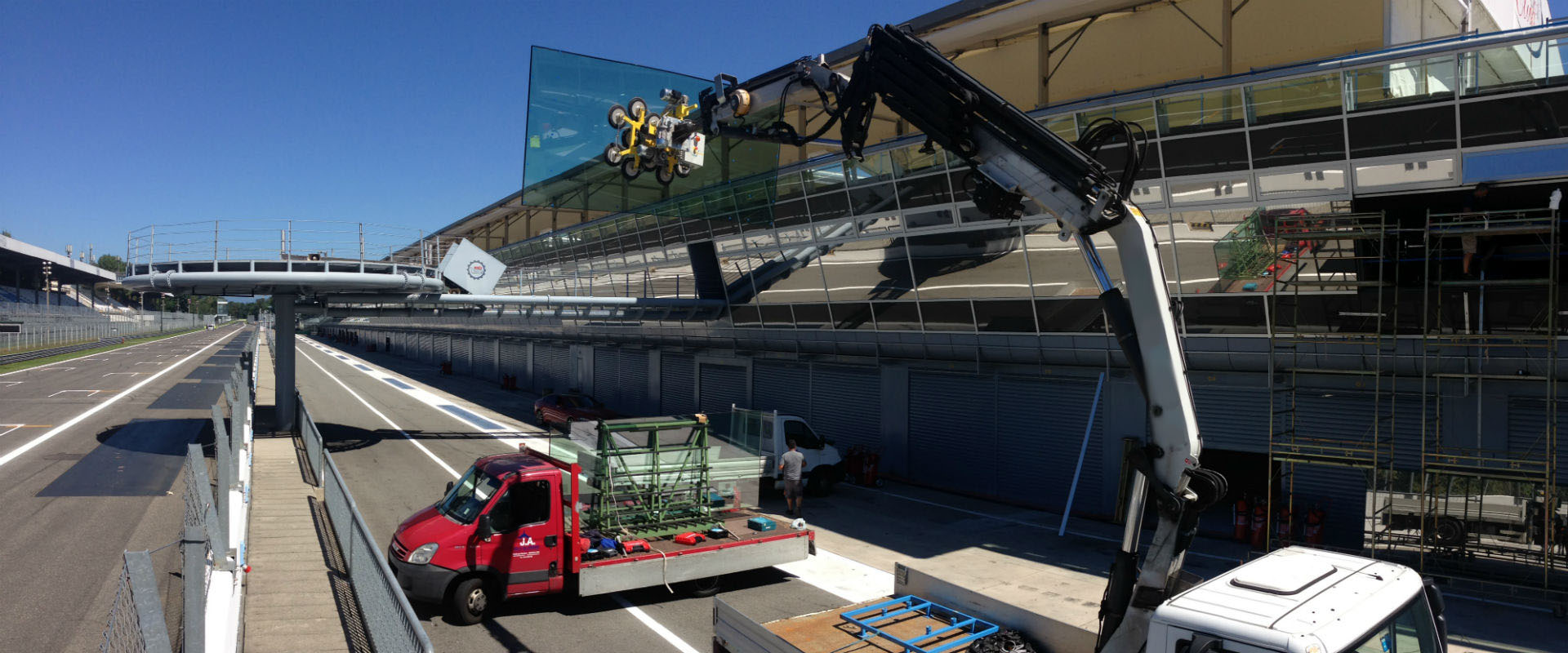 installazione Vetrine Negozi Montecarlo