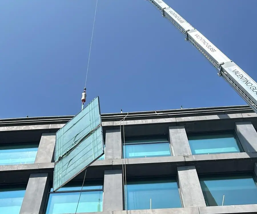 installazione vetro camera in quota a Milano